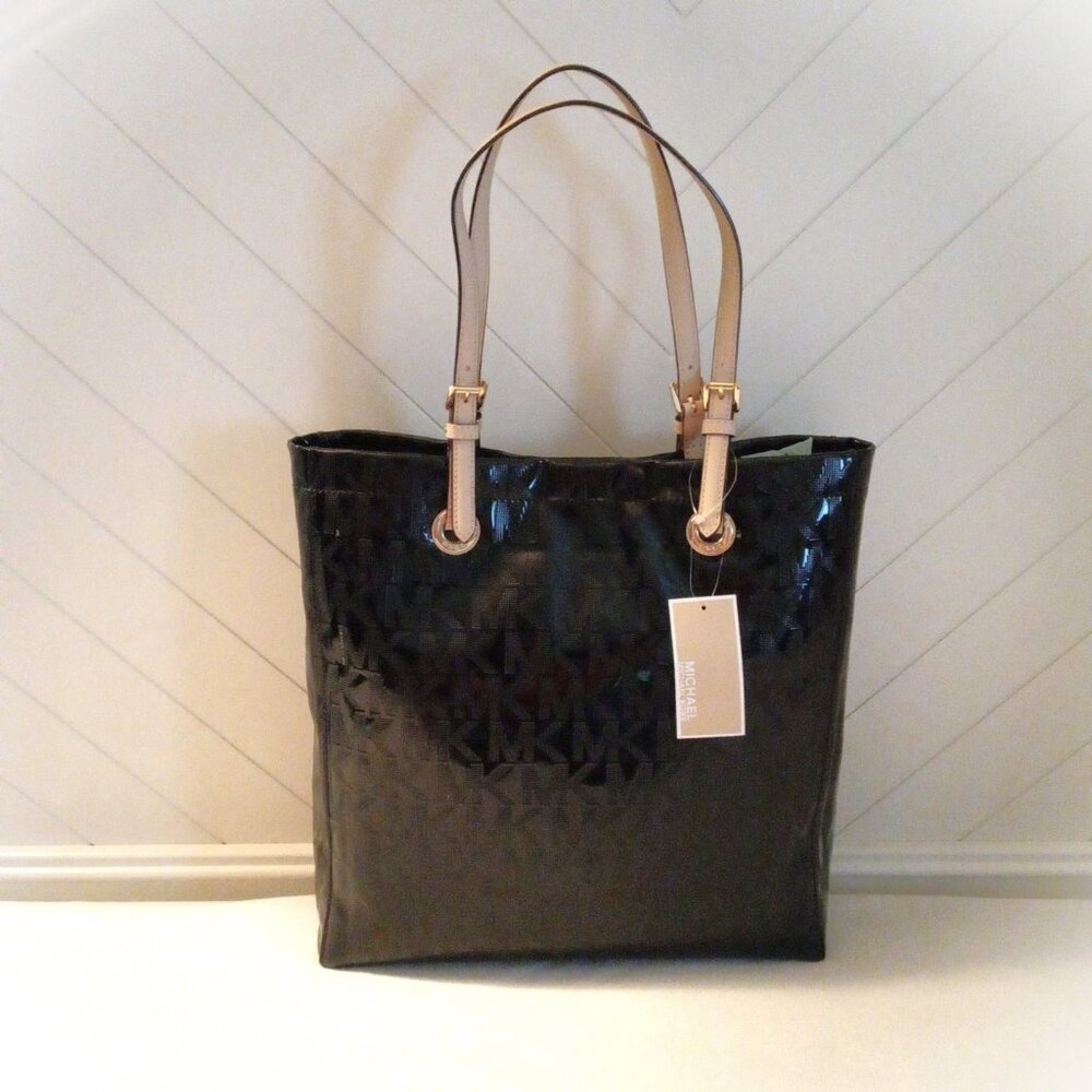 Michael Kors Large Black Jet Set Tote